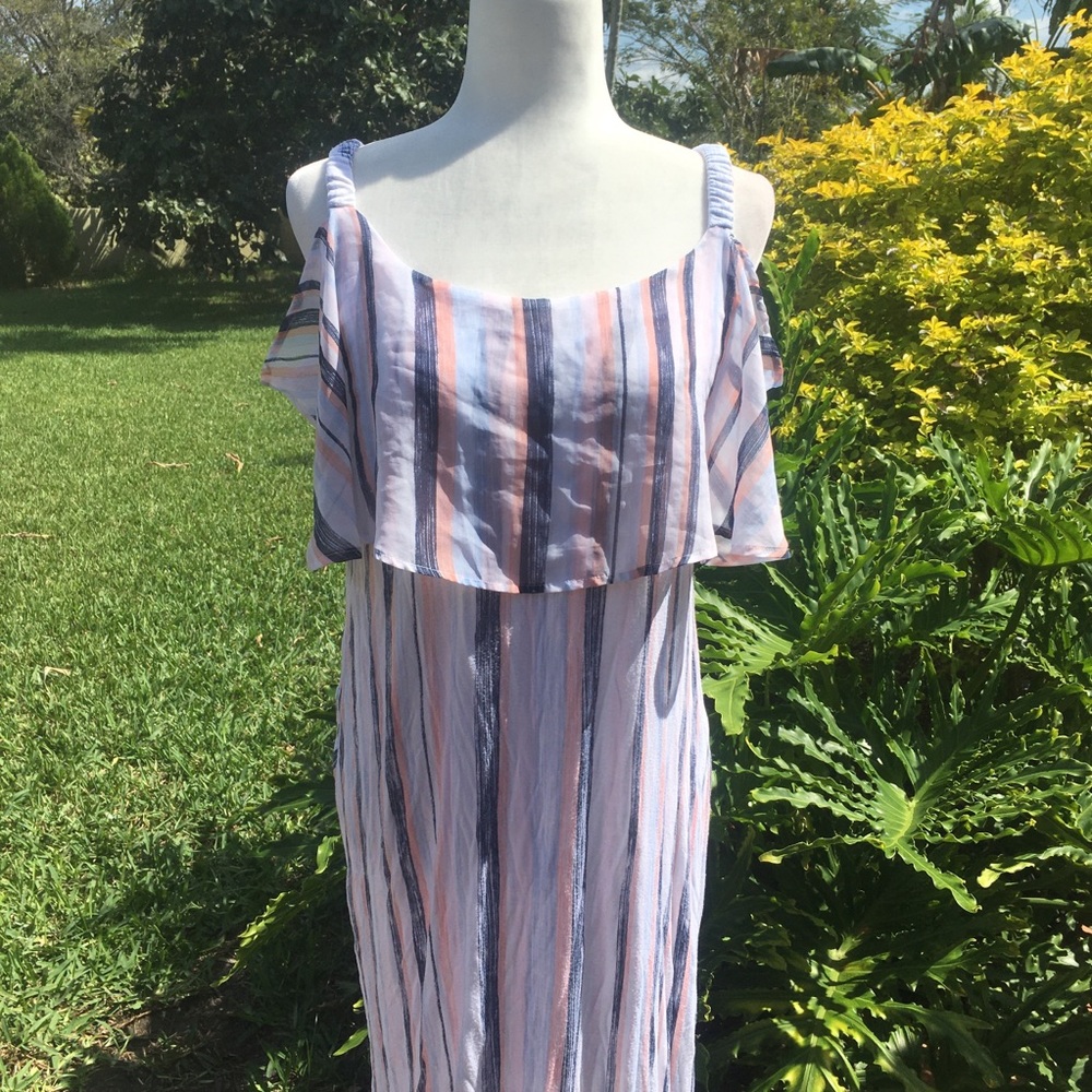 Long sleeveless dress - Picture 2 of 6